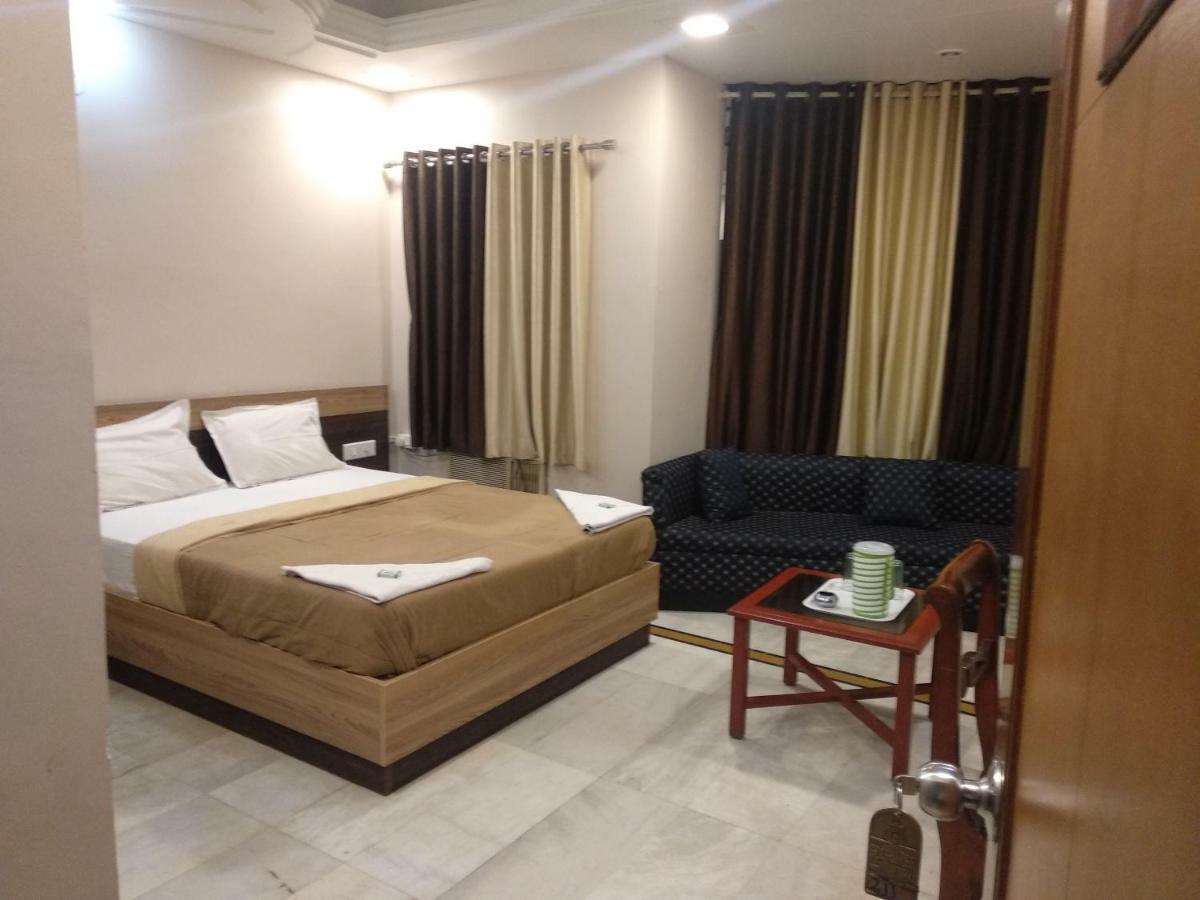 Hotel Rajwada International Belgaum Exterior photo
